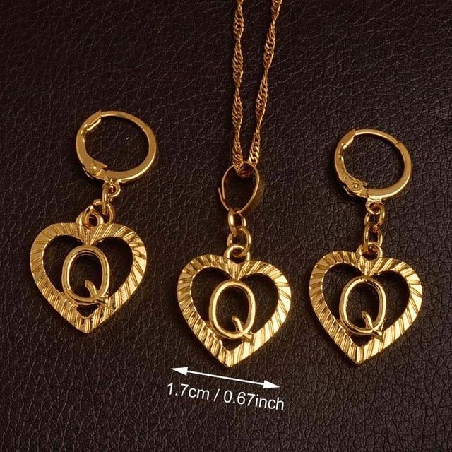 Alphabet A-Z Gold Color Heart Letters Pendant Necklace Initial for Women Girls English Letter Jewelry necklace Mymaebell.com Choose Letter Q 60cm Thin Chain