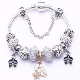 Glass Beads Flower Pendant Bracelet Beads Mymaebell.com 17cm White