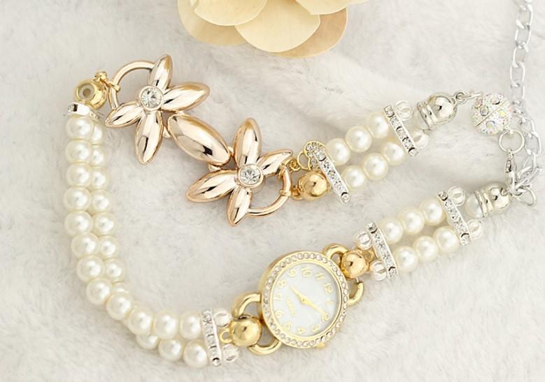 Luxury Flowers Rhinestone Pearl Bracelet Wristwatch watch Mymaebell.com White